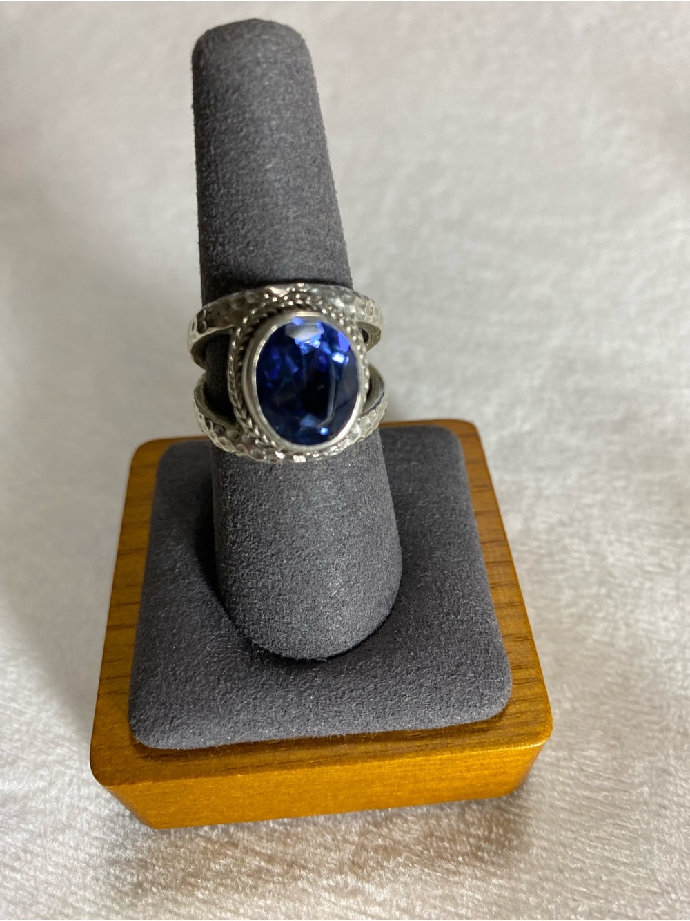 Sarda SilverRing with Azotic Blue Mystic Topaz